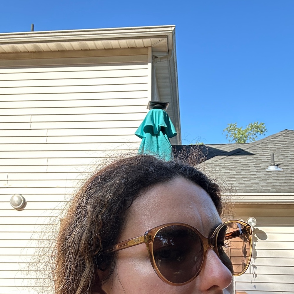 Fendi FE40029U Sunglasses - Picture 6 of 16